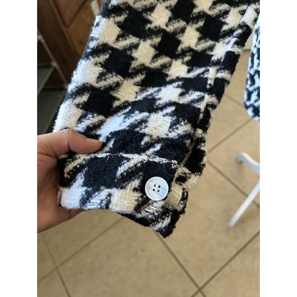 DQ STORE Womens Coat Black White Crown Foot Print Size Small - Picture 7 of 16
